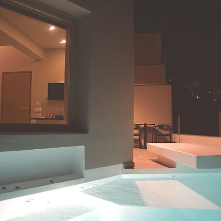 Black Diamond Suites (Adults Only) Akrotírion Eksteriør bilde